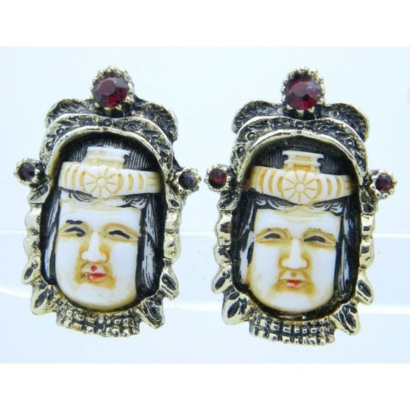Selro Selini Jewelry - VTG Gold Tone Red Rhinestone Glass Seven Gods of Fortune Clip Earrings